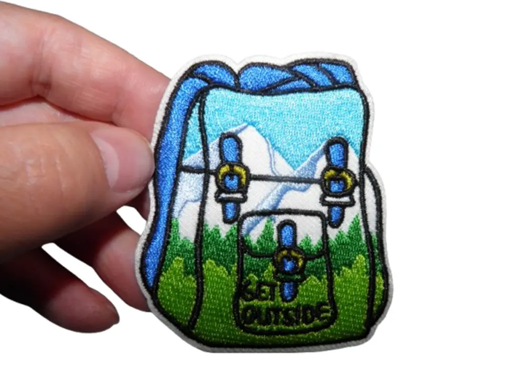 Sac_à_dos_Montagne_GET_OUTSIDE_03-removebg-preview-1.webp