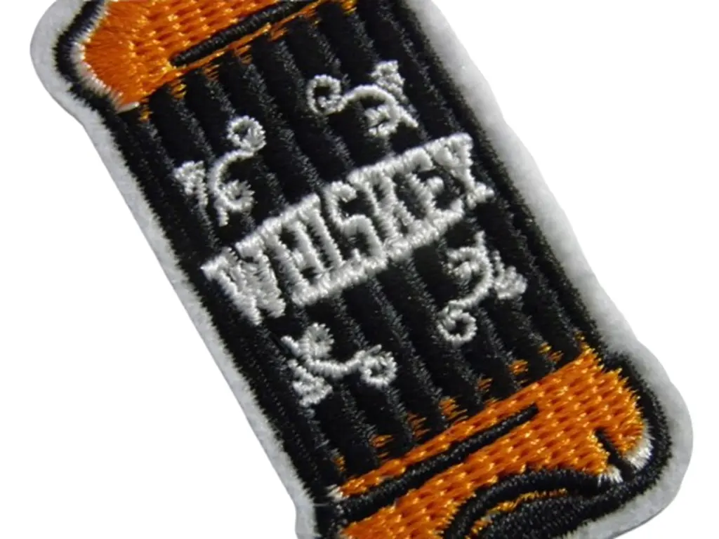 Bouteille Whisky 06-1.webp