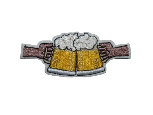 [P1441] Écusson brodé thermocollant Trinquer bières